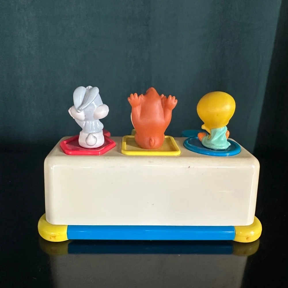 Baby Tyco Looney Tunes Lovables Learning Toy 1995